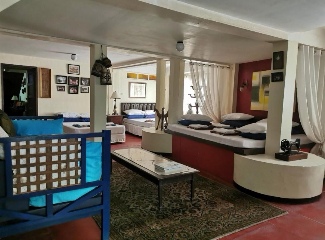 Casa Conchita Bed & Breakfast Taal Buitenkant foto